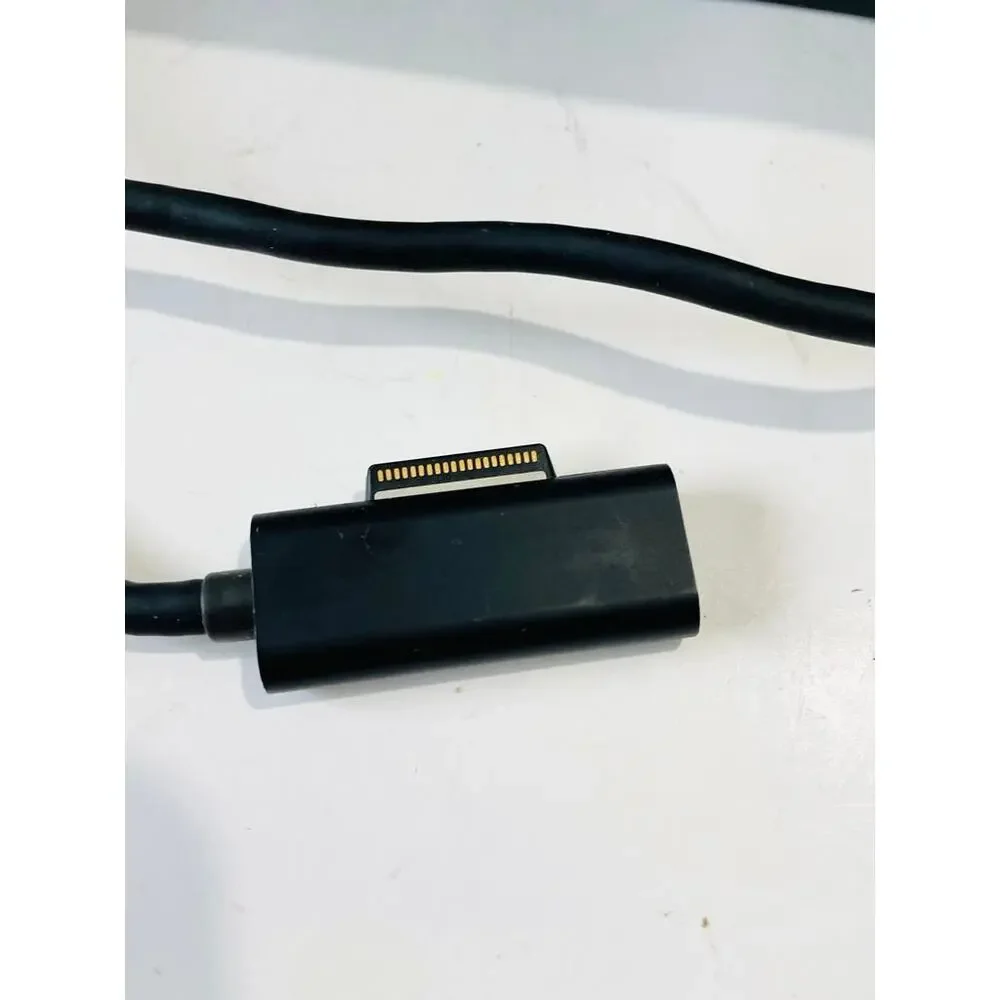 Microsoft 1611 Docking Station - no power cord